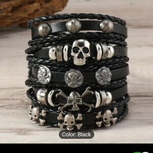 🆕️☠️ SET OF 5 SKULL ADJUSTABLE TIE BRACELETS☠️